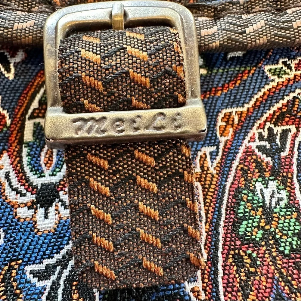 Paisley Patterned Crossbody Bag - Picture 3 of 7